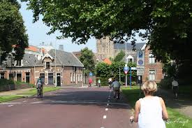 Stieglitze und stieglitzmischlinge auf der com mondial 2019 in zwolle , niederlande. Holland Von Zwolle Nach Kampen Und Zuruck Die Erste
