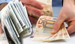 Curs valutar bnr azi si evolutia cursului valutar din ultimele luni. Curs Bnr 18 Iunie 2021 CreÈ™te Sau Scade Euro Azi Impact