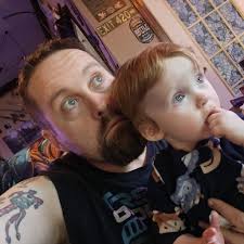 Upgrading shields in Apex Legends