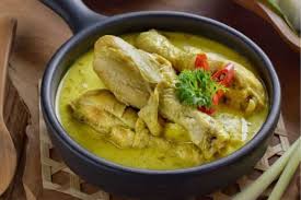 Daging ayam rebus kaya akan protein, vitamin, dan mineral yang dibutuhkan anjing, serta mudah dicerna oleh anjing berperut sensitif atau mudah sakit. 8 Resep Olahan Daging Ayam Yang Bercita Rasa Nusantara