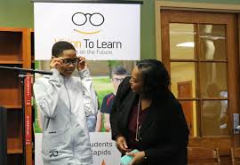 Vision to Learn provides free glasses to Grand Rapids students