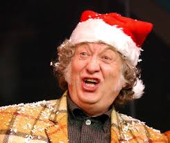 Iceland to give away £5,000 this Christmas in Noddy Holder campaign