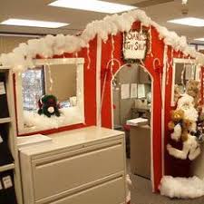 Http Blog Shoplet Com Office Supplies Christmas In Your Office Office Christmas Decorations Christmas Cubicle Decorations Christmas Wall Decor