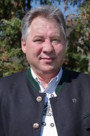 Nachruf: Die Stadt Albstadt trauert um Heiko Peter Melle. Der Gemeinderat  und die Stadtverwaltung Albstadt nehmen in tiefer Trauer Abschied von einem  verdienten Bürger und engagierten Ortsvorsteher. Heiko Peter Melle gehörte  bereits