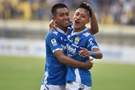Laga persib melawan tira persikabo dijadwalkan digelar di stadion si jalak harupat, soreang, bandung, kamis (23/5/2019), tepat satu hari setelah kpu mengumumkan hasil pilpres 2019. Persib Vs Tira Persikabo Persembahan Pertama Bagi Bobotoh