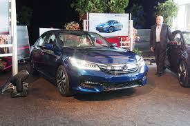 2017 Honda Accord Hybrid Rated At 49 Mpg City Autoguide