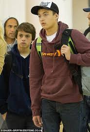 Brandon initiates contact with dylan and they start up a friendship that is almost like a brotherhood. Pin On Children Of Celebrities Fascinate Me