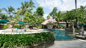 Legian beach is one of those relaxed places where lounging all day is perfectly satisfying, but if you come to legian beach in the late afternoon to watch the sunset. Hoteltipp Legian Beach Hotel Indonesien Bali Reisecenter Neuenstadt