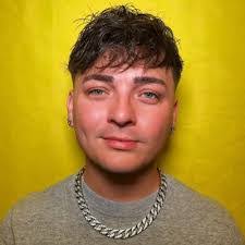 Marley Beasley's Instagram, Twitter & Facebook