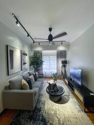 Hiasan dalaman ruang tamu yang menyempurnakan seti. Transformasi Kondo Lama 981 Sqft Usia 20 Tahun Tapi Dalaman Seperti Baru Hias My