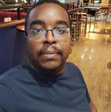 how much is starting pay for popeyes?