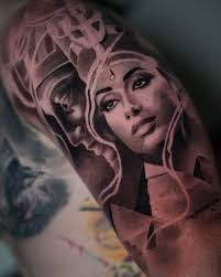 KING TUT AND NEFERTITI // Thanks Nicholas it was a pleasure working with  you! I definitely enjoy doing this style of realism so if you're interested  please email me at 📧