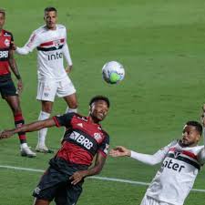 Goleiro do flamengo, que salvou time contra o palestino já nos acréscimos, cai nas graças da torcida e vira personagem do 7 a 1, de casamento e outras cenas. Eliminacao Do Flamengo Para O Sao Paulo Rende Memes Nas Redes Sociais Tnt Sports