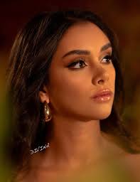 Majo Amuchastegui es una de las enamoradas en #TemptationIslandMX que pone  a prueba su corazón. instagram.com/amuchastegui_ "Una conexión física  pueden ser muy atractiva pero el amor se construye con confianza y respeto".