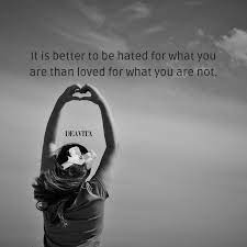 Short quotes about love and life. Love And Hate Quotes Short Positive And Inspirational Sayings About Life