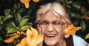 In Dialogue with Susan Mattern and Richard Bribiescas: Reframing how we  think about aging