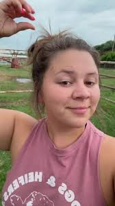 Daisy Baker (@danhan.baker)