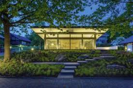 Effiziente nutzung regenerativer energien, verbesserte wärmedämmung und modernste haustechnologie ermöglichen, dass das huf haus art 5 mehr energie produzieren kann, als es verbraucht. Huf Haus With Watson Ibm Architekturobjekte Heinze De