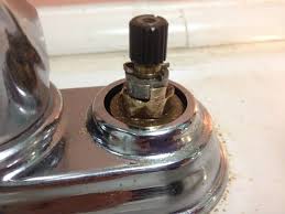 This is a video on how to remove a moen cartridge from any moen faucet when the plastic tool does not do the job! How Do I Remove This Stuck Faucet Valve Cartridge Home Improvement Stack Exchange
