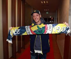 Mesut özil, one of the greatest playmakers of modern football, joins fenerbahçe. Fenerbahce Sk On Twitter Mesut Ozil Istanbul Da