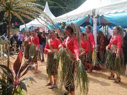 Tarian sewang adalah tarian tradisional yang berasal daripada masyarakat orang asli. Sewang Tarian Tradisi Masyarakat Orang Asli Malaysia Aktif