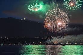 France Vancouver Fireworks Photos Vancouver Blog Miss604 Fireworks Photo Fireworks Vancouver Blog