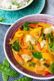 Rotes Thai Curry Mit Hahnchen Ein Schnelles 20 Minuten Rezept Rezept In 2021 Rotes Thai Curry Rezept Thai Curry Mit Hahnchen Hahnchen Curry Rezept