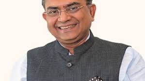 PHDCCI chief Sanjay Aggarwal wants highest income tax rate cut to 25%