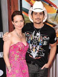 Married wife cheats on husband. Brad Paisley Renews Vows With Kimberly Williams Paisley What She Wore People Com
