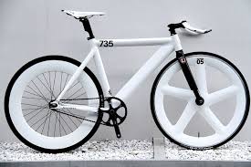 leader bike総代理店 brotures harajuku 東京ピストバイクショップ ピストバイク 自転車 塗装 自転車のデザイン