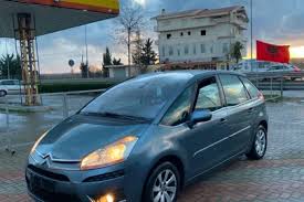 Image result for Brun Guaranja 2011 Citroen