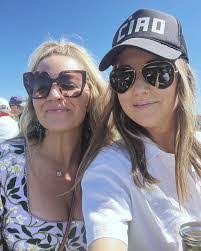 Jennifer Doerr's Instagram, Twitter & Facebook