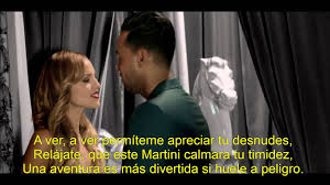 A ver, a ver permíteme apreciar tu desnudez (take it off) relájate que este martini calmará tu timidez. Propuesta Indecente Romeo Santos Video Letra Youtube