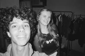 ⭐🌀🍷🌕🕯️