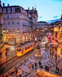Alegeti unul, de restul ne. Lisabona Portugalia Lisbon Portugal Travel Guide Portugal Travel