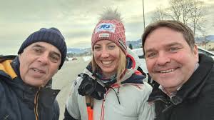 Gerne haben wir heute den Verantwortlichen des „FAIRSCHENKSLADENS“ 2 selbst  zusammengestellte „Adventskalender“ gefüllt mit Lebensmitteln und  Hygieneartikeln gespendet 🥰🎁🍀🎄🤗