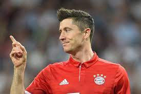 Lewandowski, lesión y ¿podrá superar el récord de muller? Daily Schmankerl A Farewell Scenario For Robert Lewandowski At Bayern Munich That Includes Erling Haaland Borussia Monchengladbach Scoping Khvicha Kvaratskhelia The Old Trafford Takeover And More Bavarian Football Works