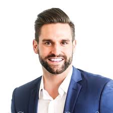 Aaron Taugher's Instagram, Twitter & Facebook