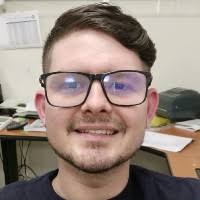 100+ perfiles de «Luis Bello»