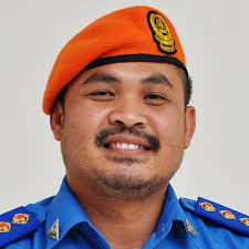 * program yang diwarnakan hijau adalah merupakan program yang diiktiraf oleh badan profesional bidang berkaitan. Pengarah Kolej Komuniti Kok Lanas Home Facebook