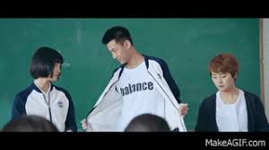 Zhi wo men dan chun de xiao mei hao;to our pure little beauty; A Love So Beautiful Chinese Drama Ep 1 Eng Sub è‡´æˆ'ä»¬å•çº¯çš„å°ç¾Žå¥½on Make A Gif