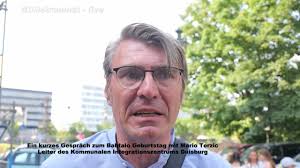 Ein kurzes Gespräch mit Mario Terzic Leiter Kommunales Integrationszentrum  DU zum Bahtalo Geburtstag