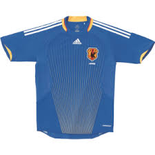 サッカー日本代表ユニフォーム!ファンの間で歴代1番人気なのは？ 1936年から現在まで様々な 代表歴代ユニフォームをご紹介して きましたが、 ファンの間ではどの年代の ユニフォームが人気なのでしょうか？ レブリカユニフォームの ã‚µãƒƒã‚«ãƒ¼æ—¥æœ¬ä»£è¡¨æ­´ä»£ãƒ¦ãƒ‹ãƒ•ã‚©ãƒ¼ãƒ ã§ä¸€ç•ªæ ¼å¥½ã„ã„ã®ã¯ã©ã‚Œ ã‚¹ãƒç†±ãƒãƒ£ãƒ³ãƒãƒ«