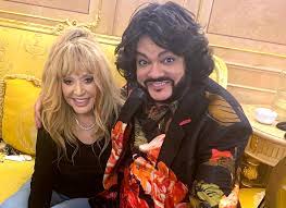 Her career started in 1965 and continues to this day, even though she does not give live performances anymore. Alla Pugacheva Dala Koncert V Kremle Zvezdy V Reportazhe S Yubilejnogo Vechera Hello Russia