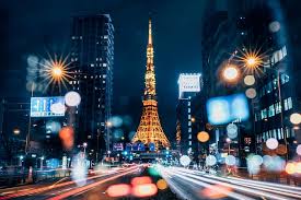 Didirikan sebagai pemancar jaringan televisi dan radio untuk daerah kanto, objek wisata kota tokyo ini memiliki dua dek observasi yaitu tembo deck dan tembo gallery, tempat para pengunjung disuguhkan panorama cakrawala yang spektakuler kota tokyo. Buildings Tokyo Tower Bokeh Building City Japan Night Skyscraper Hd Wallpaper Wallpaperbetter