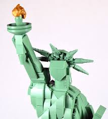The 1685 piece set will retail for $120 in the usa and around 100€ in europe when released soon. Review 21042 Statue Of Liberty Comparison Pimp Guide Special Lego Themes Eurobricks Forums