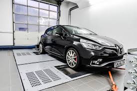 Clio rs3 circuit sec ladoux vs cayman, lancer evo, clio rs 2. Kampfzwerg Speed Buster Renault Clio R S Mit 293 Ps