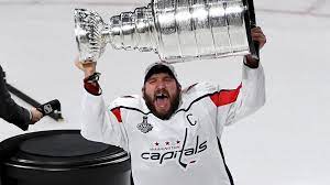 Ovechkin was the cover athlete of 2k sports hockey simulation video game nhl 2k10, as well as the cover athlete of ea sports' nhl 07 and nhl 21. Alex Ovechkin 100 Greatest Nhl Players