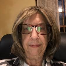 Virginia Whitman's Instagram, Twitter & Facebook