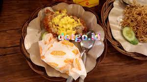 Geprek bensu membuka lowongan pekerjaan kasir / kitchen. Geprek Bensu Ayam Geprek Ruben Onsu Yang Enak Dan Murah Daftar Harga Dan Menu Geprek Bensu Dotgo Id